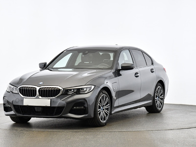 BMW 330e PHEV -, 2021