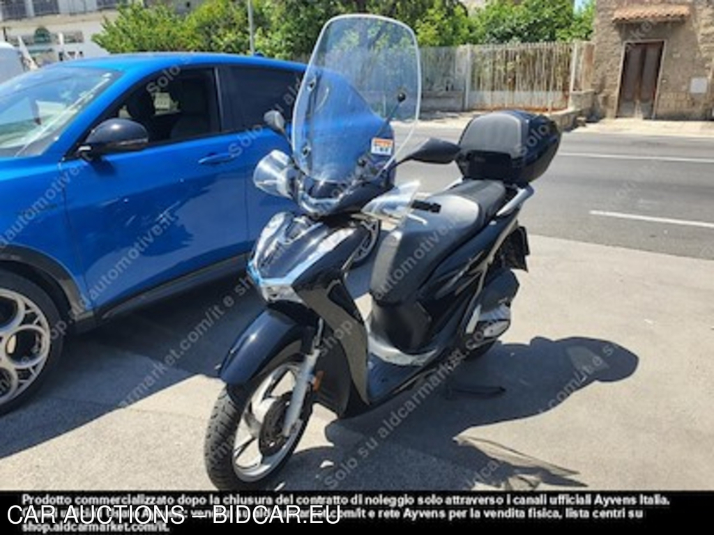 Honda SH 125 abs con parabrezza -