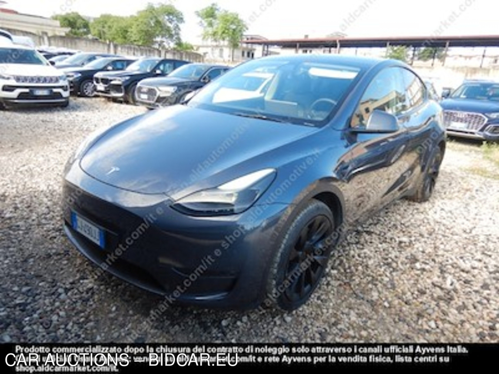 Tesla model Y 75 kwh dual -