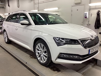 Skoda Superb iV Plug-In Style Business Adventure Skinn Drag