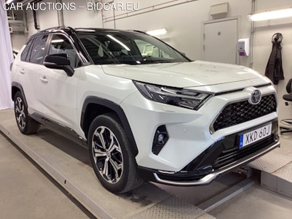 Toyota RAV4 2.5 Plug-In AWD-i Style Kamera