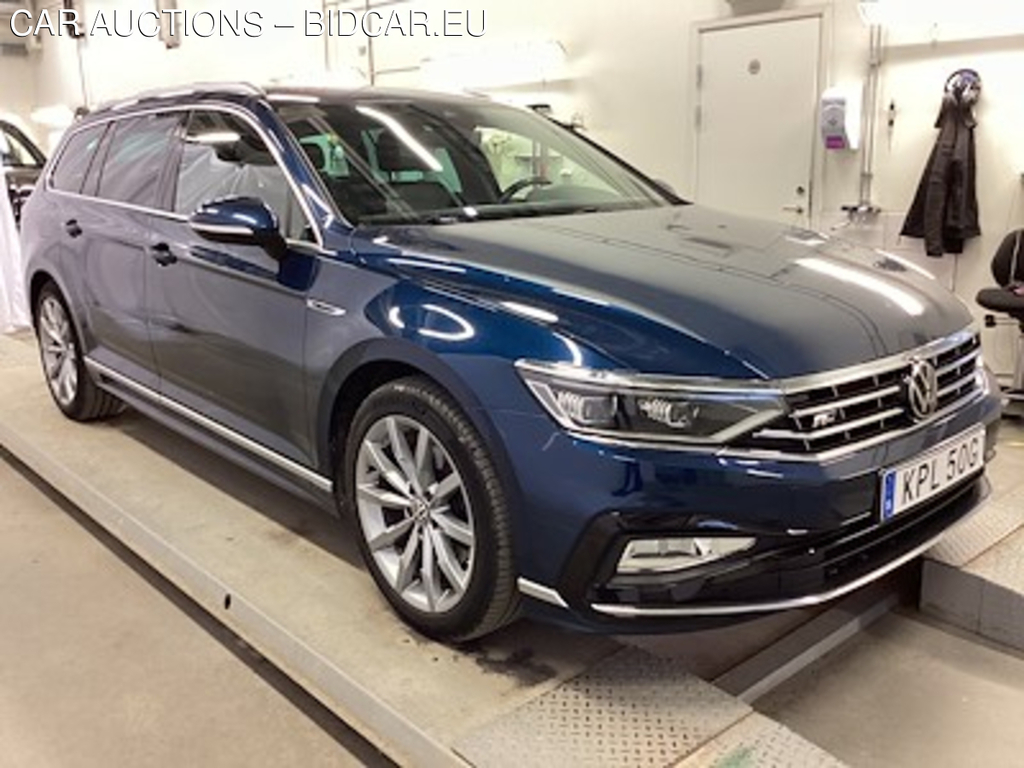 Volkswagen Passat 2.0 TDI 4Motion R-Line Cockpit Varmare