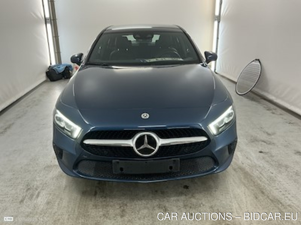 Mercedes-Benz A-CLASS 1.3 A 250 E DCT BUSINESS SOLUTION