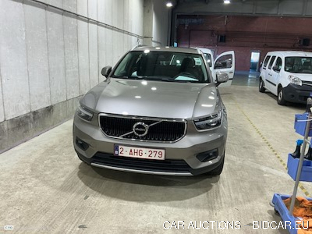 Volvo XC40 1.5 T2 MOMENTUM PRO