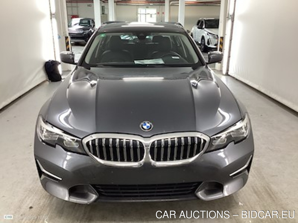 BMW 3 - 2019 330eA PHEV Model Luxury Business Plus