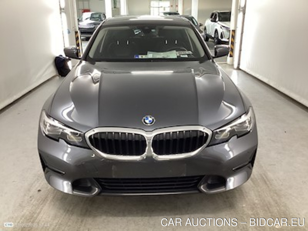 BMW 3-serie 2.0 320I (135KW) BERLINE Sport