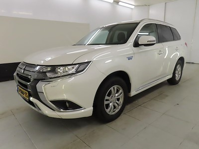 Mitsubishi Outlander PHEV Pure 5d