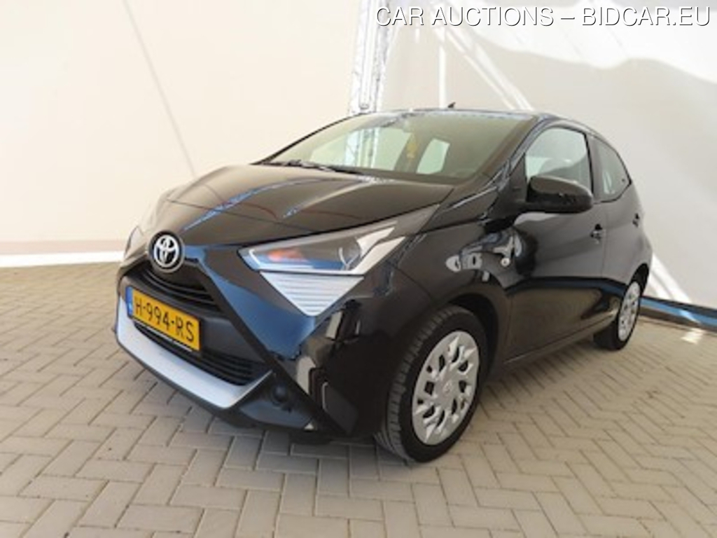 Toyota Aygo 1.0 VVT-i x-play 5d