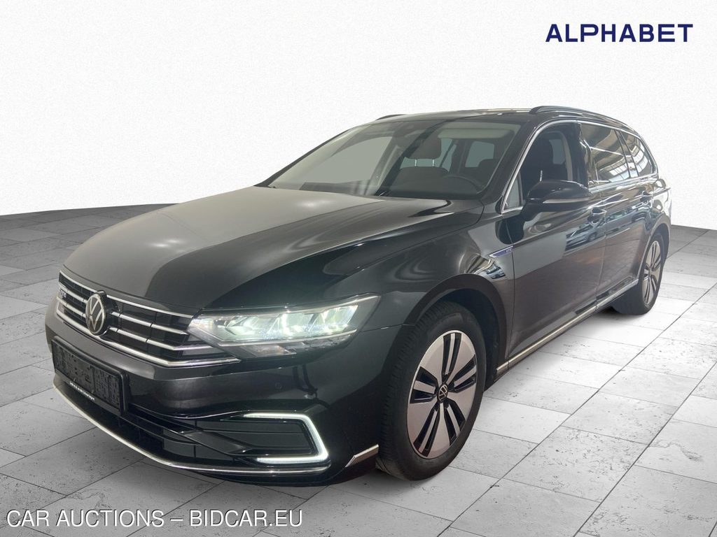 Volkswagen Passat Variant 1.4 TSI Plug-In-Hybrid DSG GTE, 2021