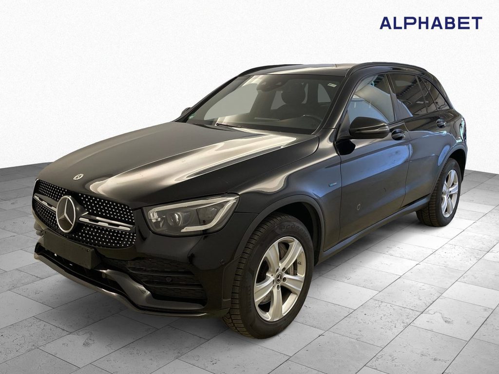 Mercedes-Benz GLC 300 e 4Matic 9G-TRONIC AMG Line, 2021
