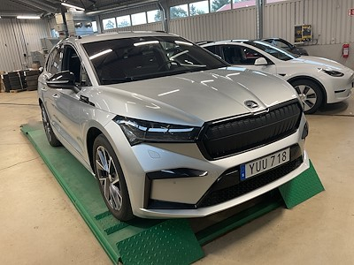 Skoda Enyaq iV 80, SportLine, Drag, B-kamera, nav, Auto