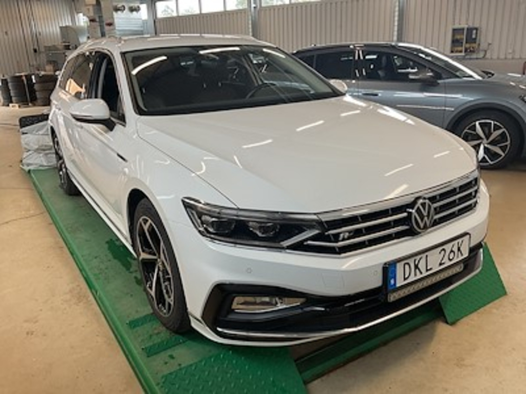 Volkswagen Passat TDI 200 4M SC Executive R-Line Drag Varmare Cockpit