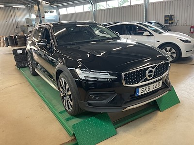 Volvo V60 cross country B4 AWD Advanced SE Teknik VOC Drag Skinn