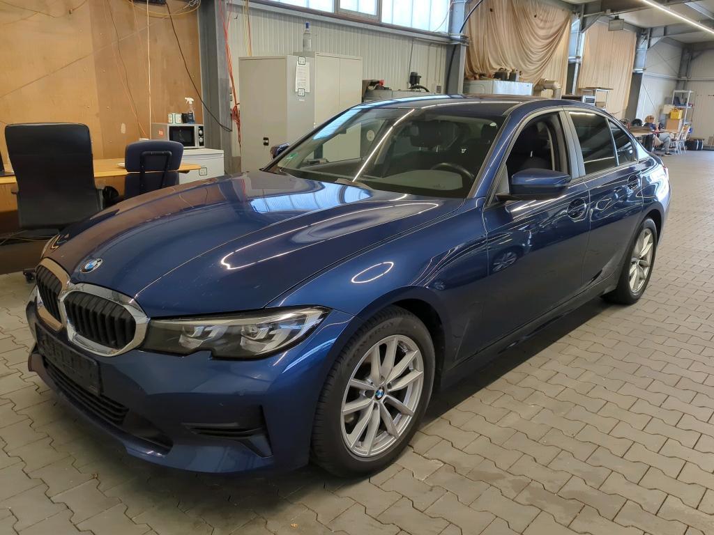 BMW 320D AUT. Advantage, 2022