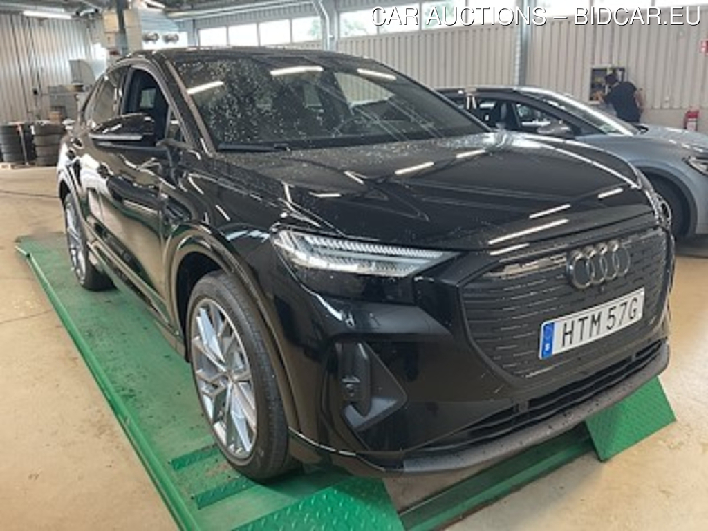 Audi Q4 sportback e-tron 55 quattro S line Selection Svart Optik Evolution Dynamikpkt Plus