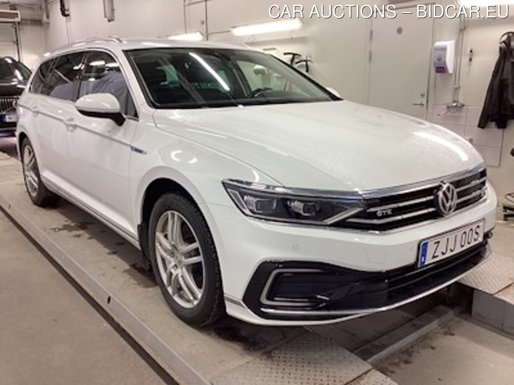 Volkswagen Passat GTE Executive Safe Tech Varmare Drag Navi