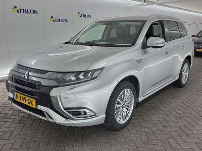 Mitsubishi Outlander PHEV INTENSE 5D 165KW, 2020