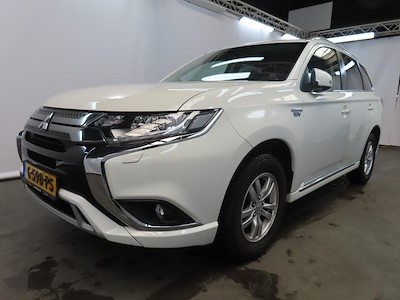 Mitsubishi Outlander PHEV Pure 5d