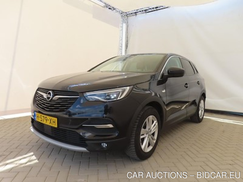 Opel Grandland X 1.2 Turbo S;S 96kW Bus. Executive 5d