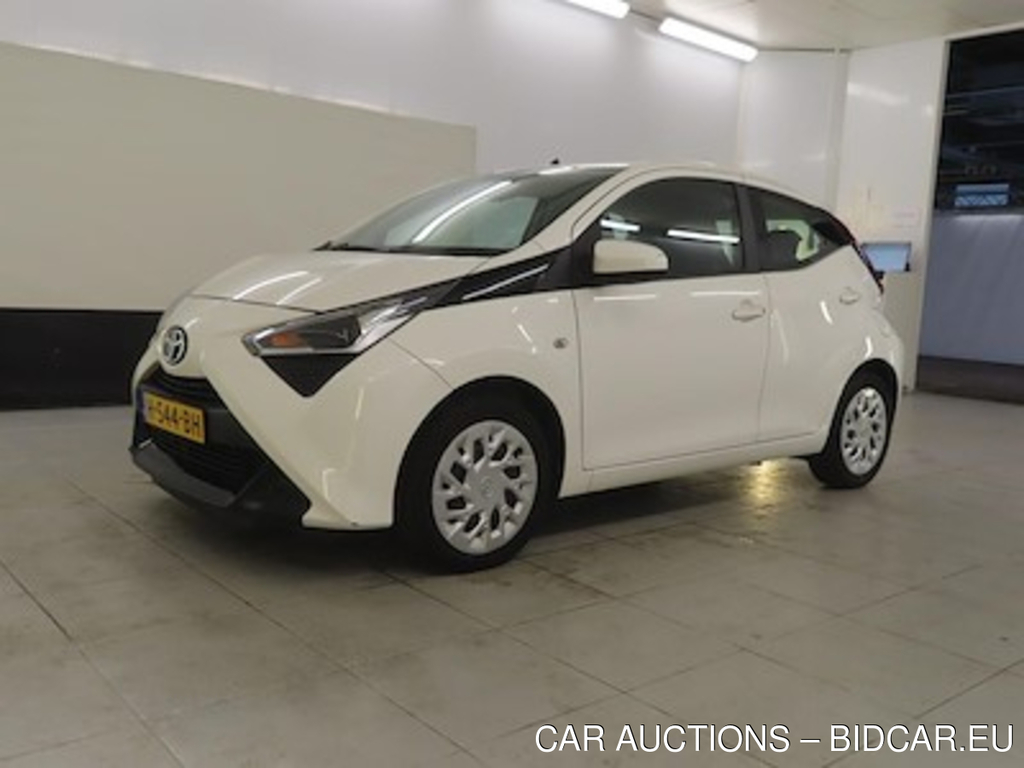 Toyota Aygo 1.0 VVT-i x-play x-shift 5d