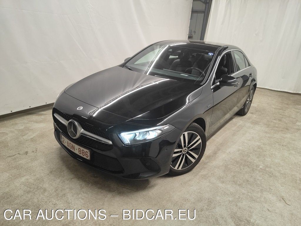 Mercedes-Benz Classe a sedan (v177) A 250 E PHEV (EU6AP), 2021