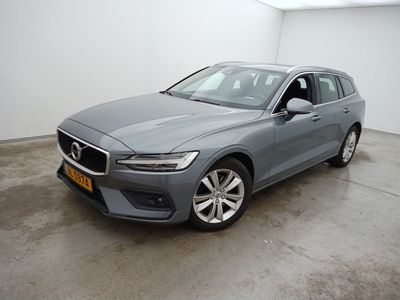 Volvo V60 diesel - 2018 V60 2.0 B4 MOMENTUM PRO GEARTRONIC, 2021