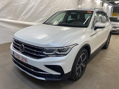 Volkswagen TIGUAN 1.5 TSI 110KW ELEGANCE DSG Digital: GPS Discover Media, Head-up display
