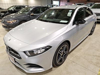 Mercedes-Benz A-Klasse 1.5 A 180 D AMG LINE