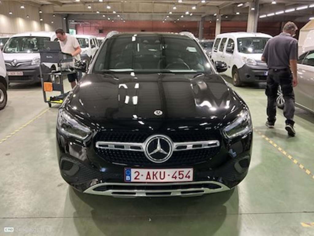Mercedes-Benz GLA 1.3 GLA 250 E DCT BUSINESS SOLUTION