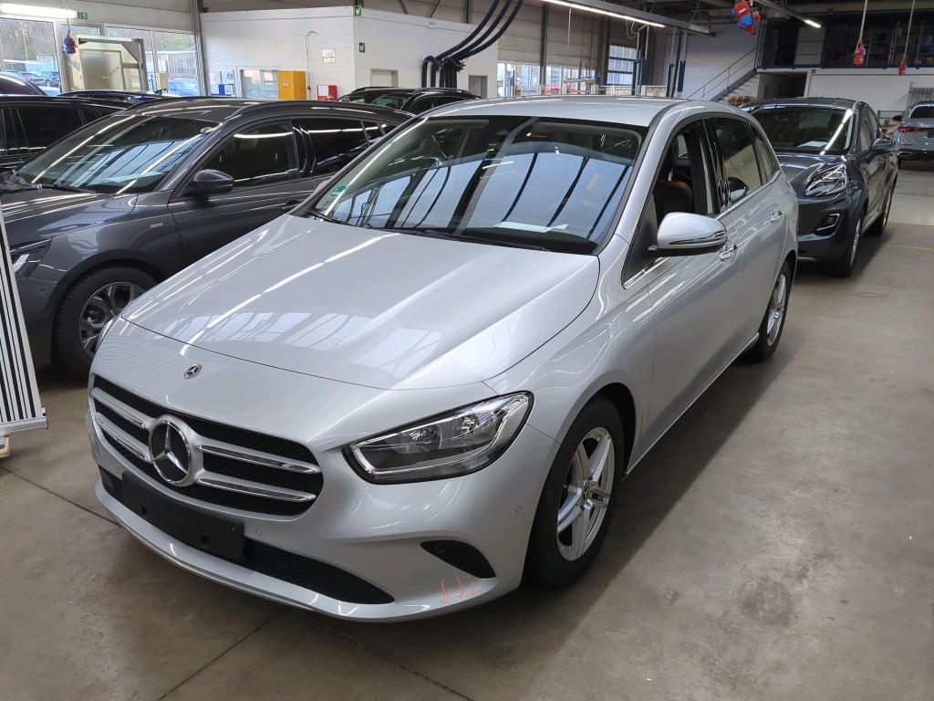 Mercedes-Benz B 180 D 8G-DCT Style, 2021