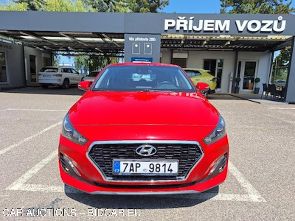 Hyundai I30 T-GDI 120 Trikolor Fastback