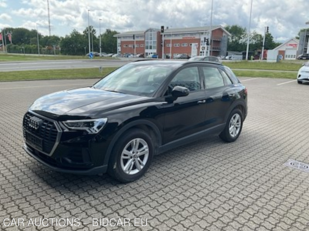 Audi Q3 35 TDI 150 HK S tronic Prestige UA!