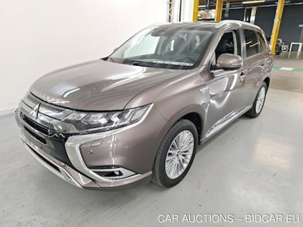 Mitsubishi Outlander - 2019 2.4i 4WD PHEV Business Edition SDA