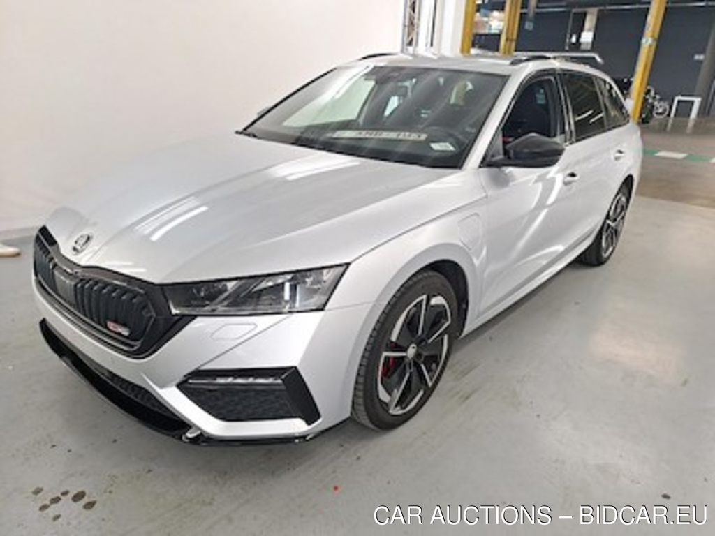 Skoda Octavia combi 1.4 TSI PHEV 180KW DSG RS Power opening and closing rear hatch