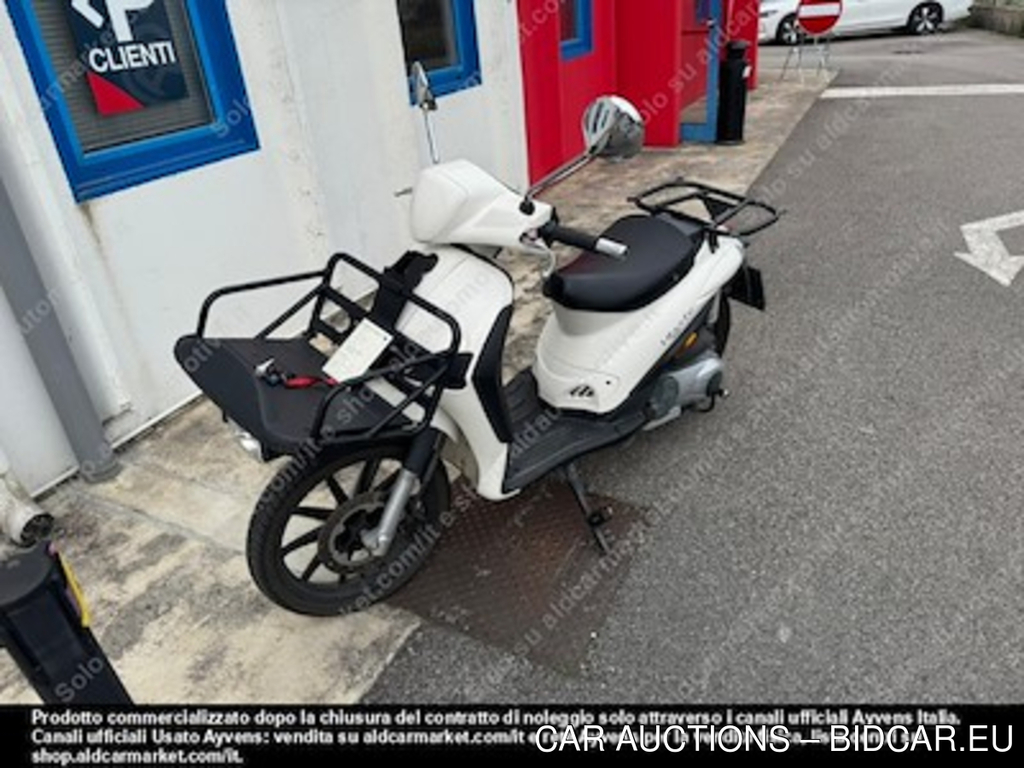 Piaggio liberty 125 4T delivery double -