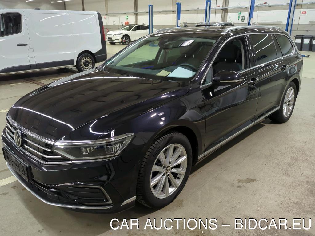 Volkswagen Passat VARIANT 1.4 TSI PLUG-IN-HYBRID DSG GTE, 2021