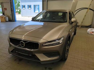 Volvo V60 CROSS COUNTRY B4 D AWD GEARTRONIC Pro, 2022