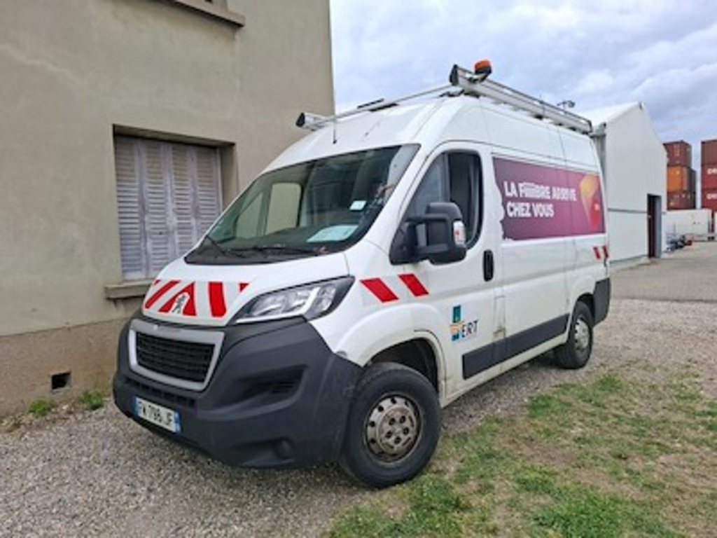Peugeot BOXER Boxer Fg 333 L1H2 2.2 BlueHDi S&S 120ch Premium