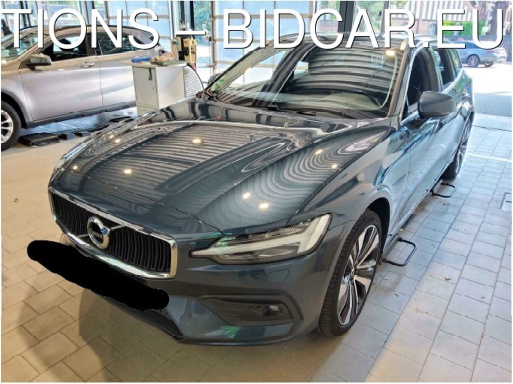 Volvo V60 B3 B GEARTRONIC Momentum Pro, 2021
