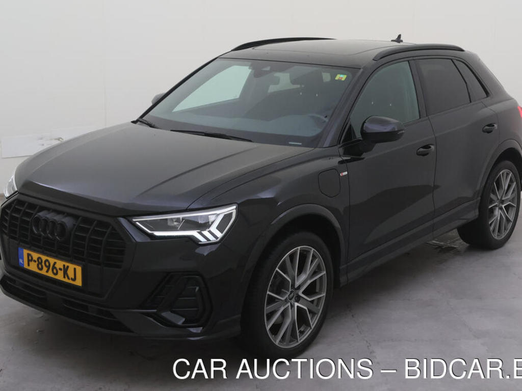 Audi Q3 45 TFSI PHEV 245PK S TRONIC S EDITION PANO, 2021