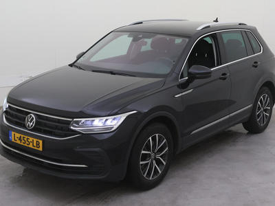 Volkswagen Tiguan 1.5 TSI 130PK LIFE MULTIMEDIA WINTER, 2021