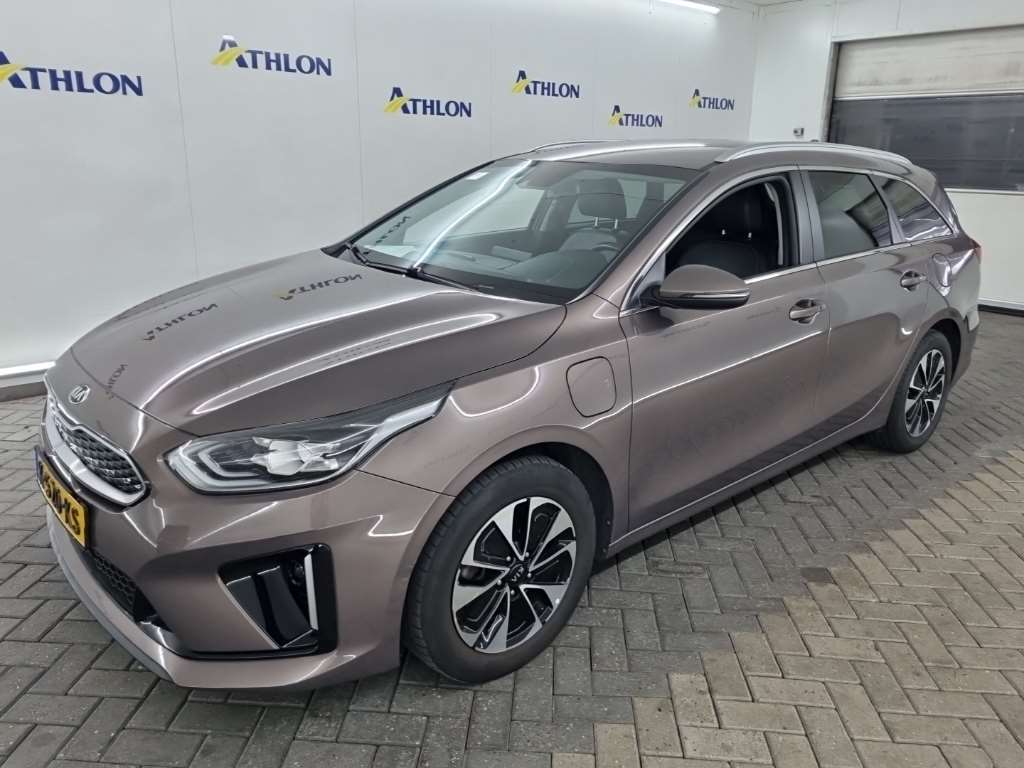 Kia Ceed sportswagon 1.6 GDI PHEV DYNAMICPLUSLINE DCT 5D 103KW, 2021