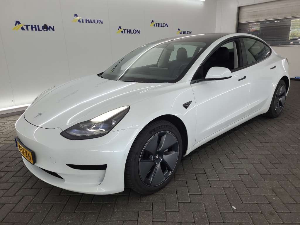 Tesla Model 3 STANDARD RANGE PLUS RWD 4D 225KW, 2021