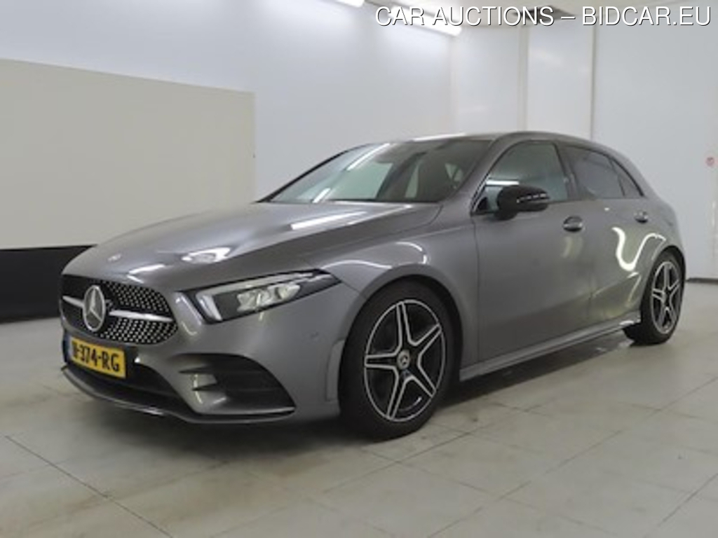 Mercedes-Benz A-klasse A 180 7G-DCT Business Sol AMG Thermatic 5d