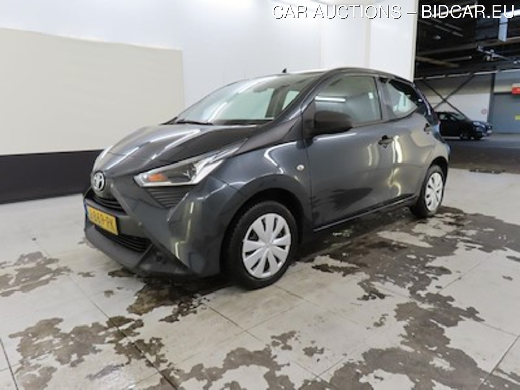 Toyota Aygo 1.0 VVT-i x-fun 5d