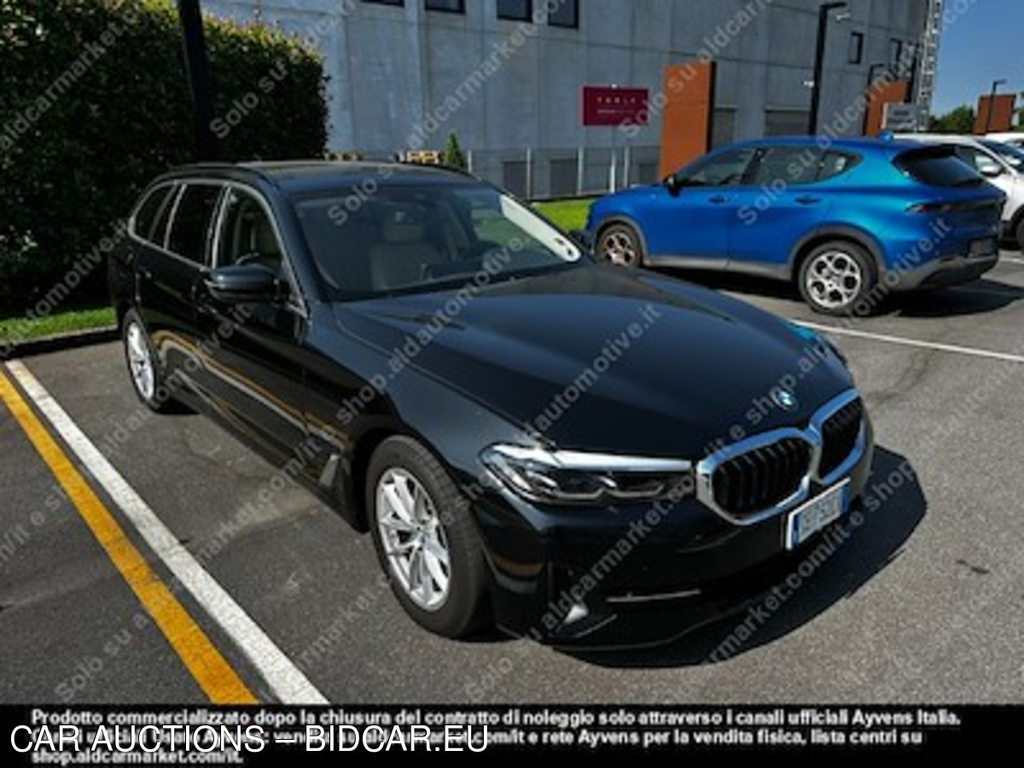 BMW series 5 swpc 520d xdrive -