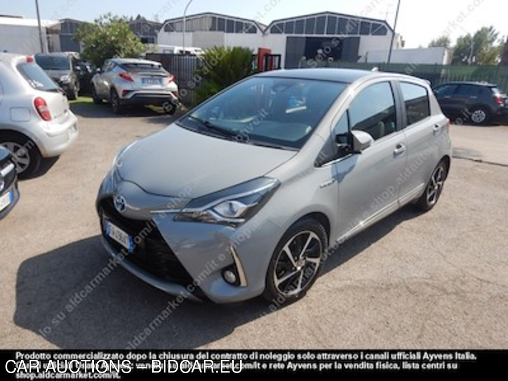 Toyota yaris 1.5 hybrid style my18 -