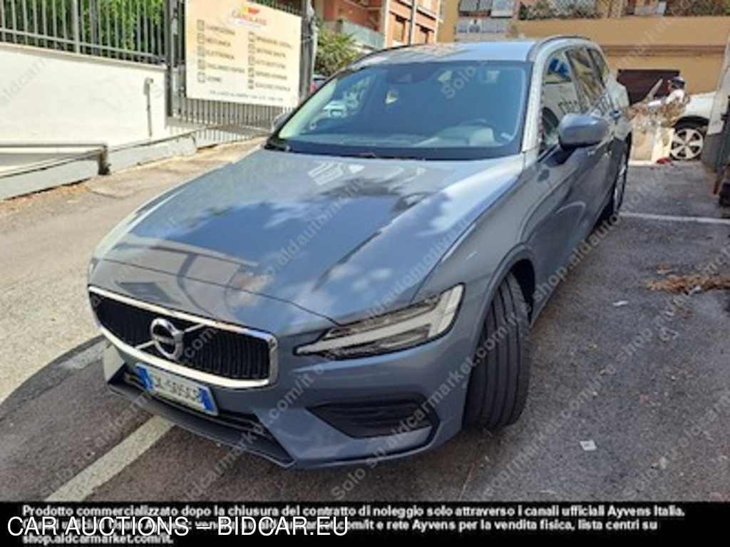 Volvo v60 B4 D autom. momentum -