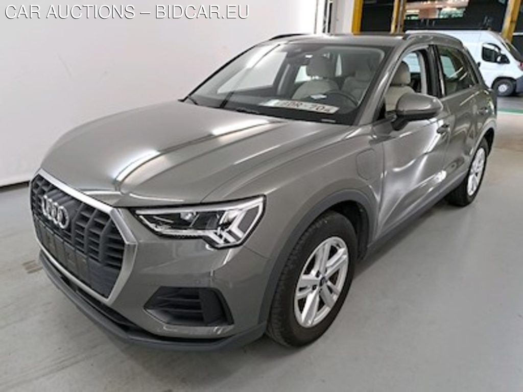 Audi Q3 1.4 45 TFSI E S TRONIC Platinium