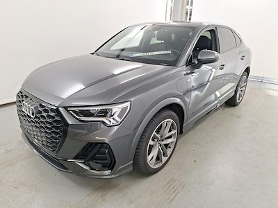 Audi Q3 sportback 1.4 45 TFSI E S TRONIC S LINE Shadow look Assistentie